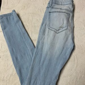 White-wash ripped skinny jeans